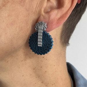 boucles-doreilles-pendantes-rosace-en-carton-recycle