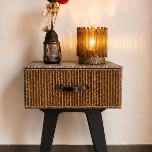 Meuble d'appoint en carton recyclé Renaissance fabriqué à la main par Manu'Elle